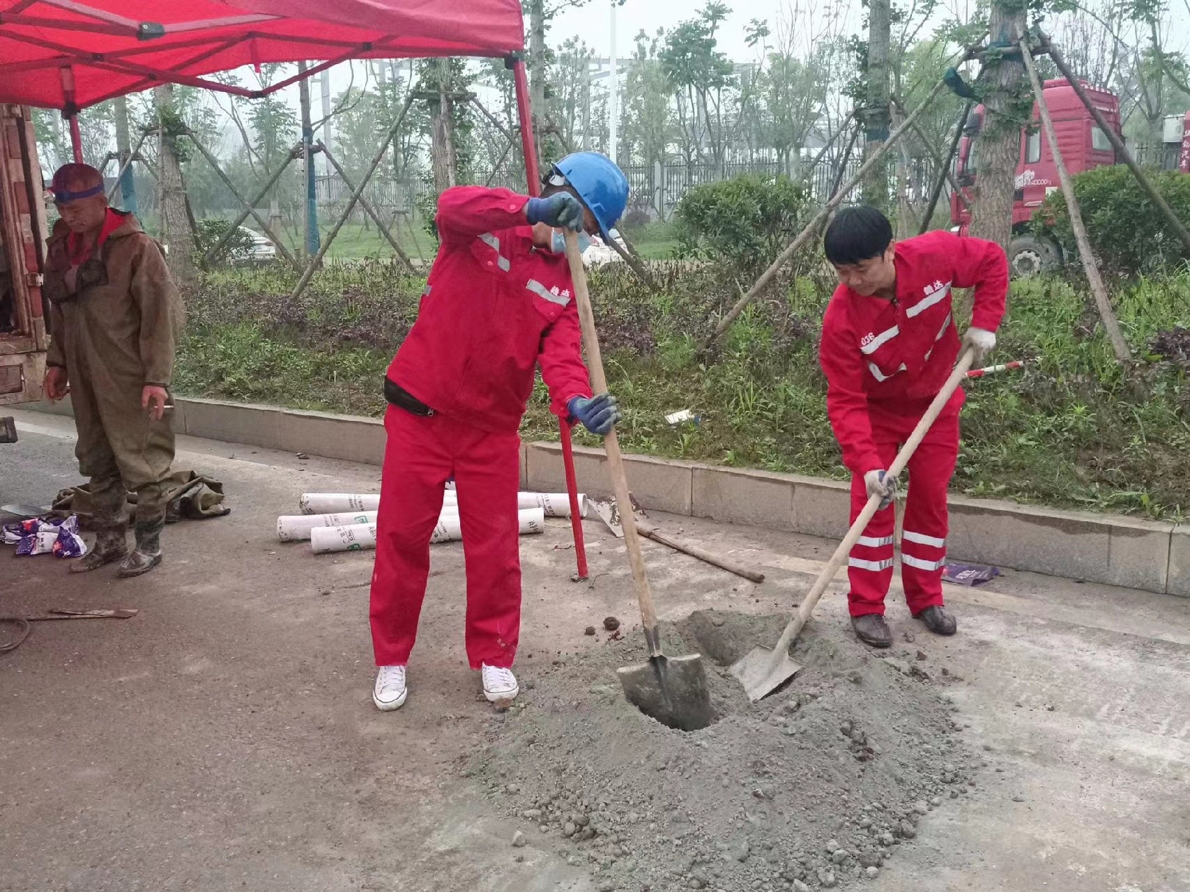 土默特右管道疏通哪家好】及时进行市政管道清淤